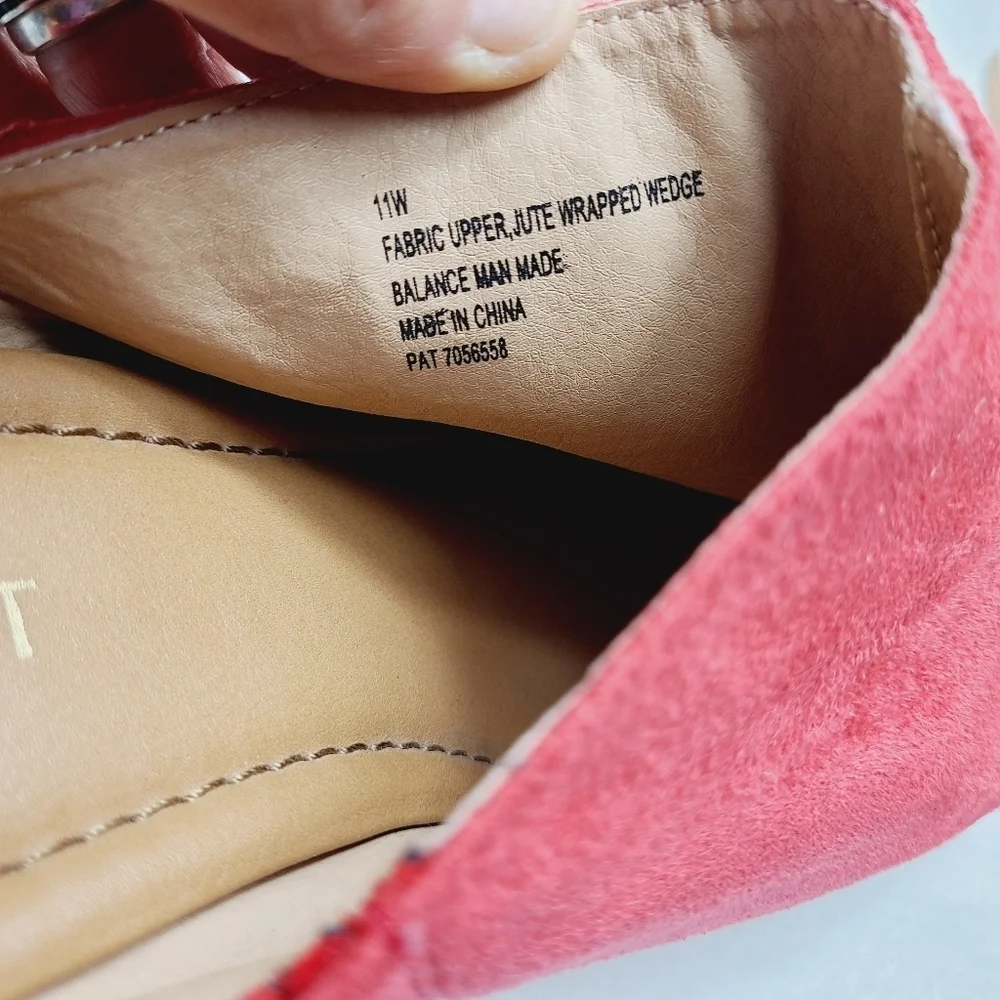 New LANE BRYANT faux suede coral wedge espadrilles